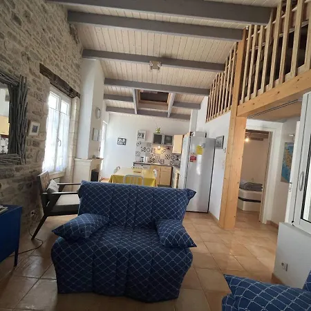 Holiday home Maison Cosy Au Coeur Du Village, 4 Couchages, Proche Et Port, Wifi Inclus - Fr-1-246a-134 *